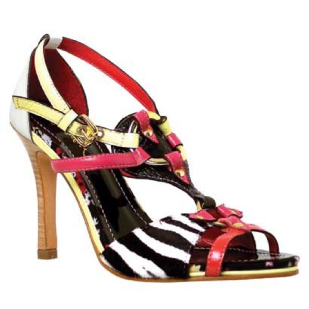 Women’s Shoes